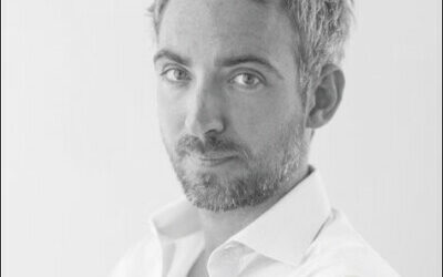 SYNTHETIC DATA HAS NO NEIGHBOURS – AND THAT MATTERS